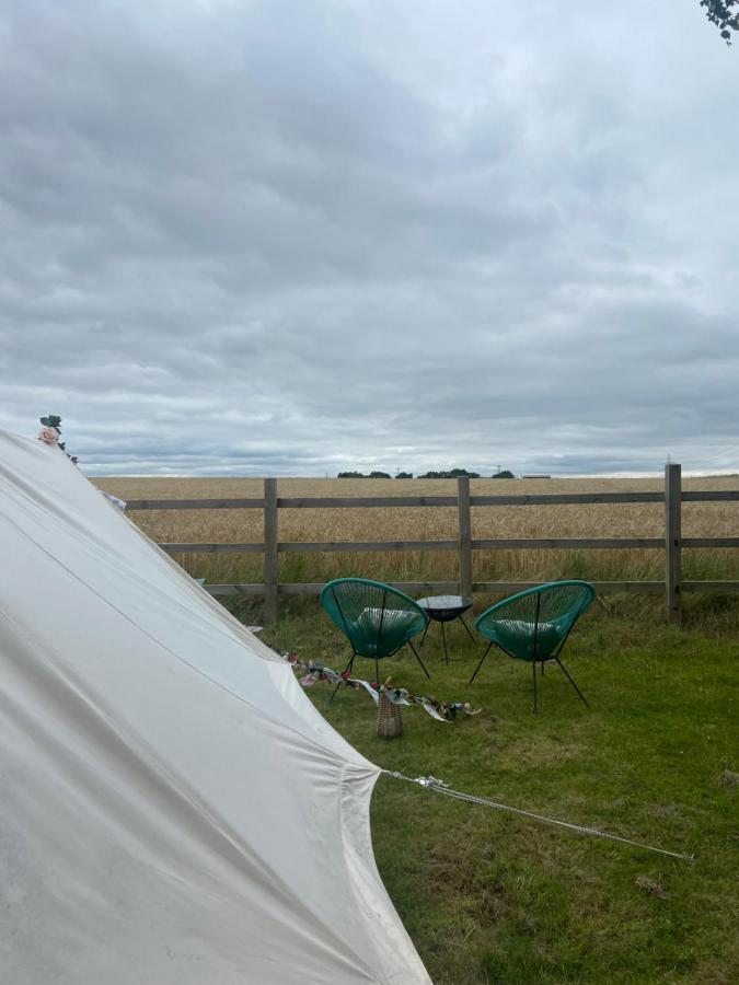 Country Bumpkins Luxury Glamping Hotell Wellingore Exteriör bild