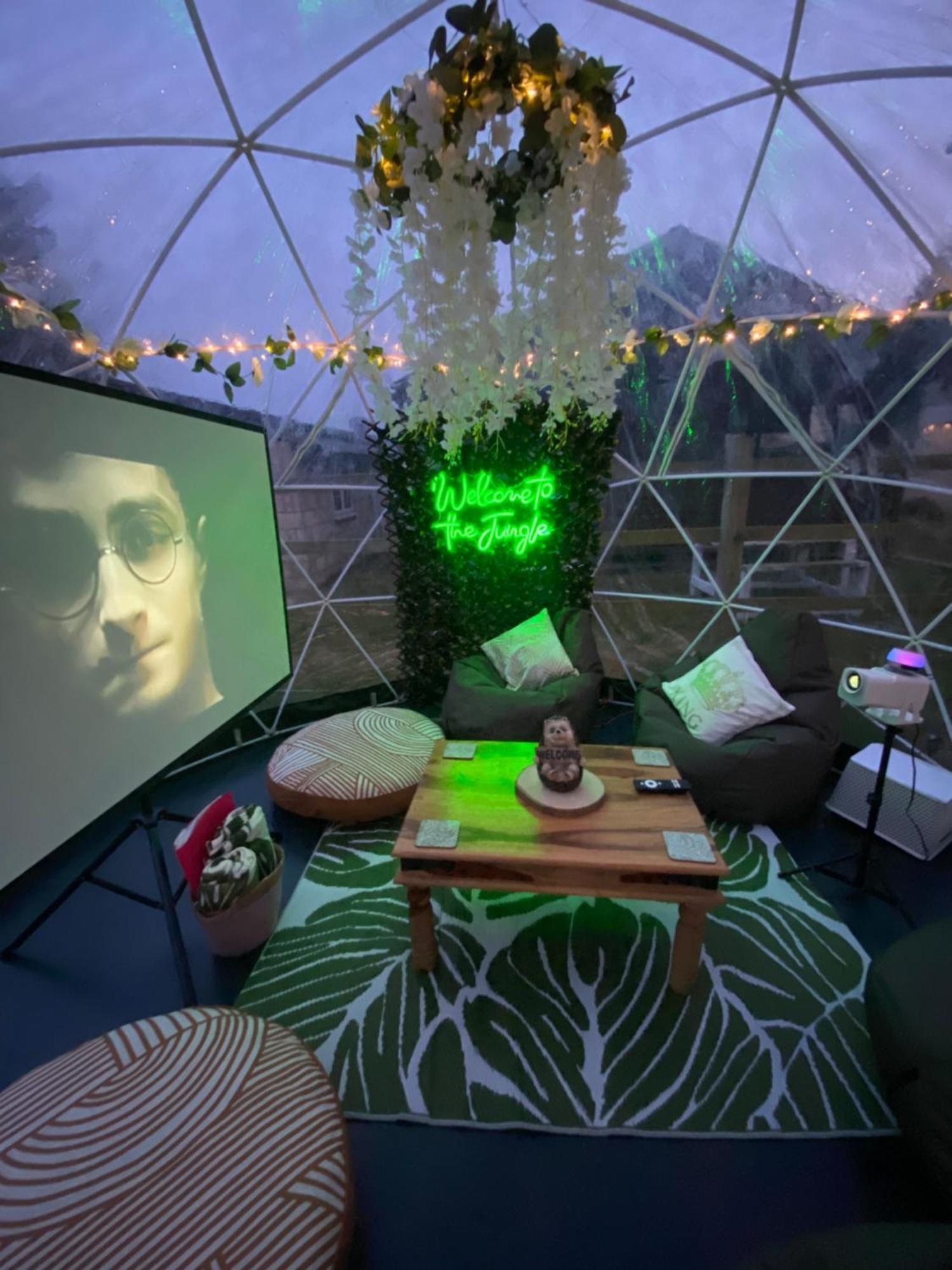 Country Bumpkins Luxury Glamping Hotell Wellingore Exteriör bild